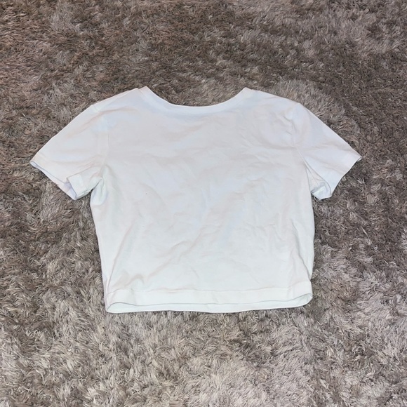 4pc crop top green pink and white - Picture 2 of 9